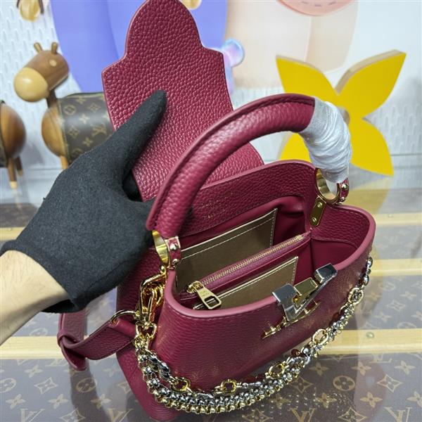 2026120185551418 270